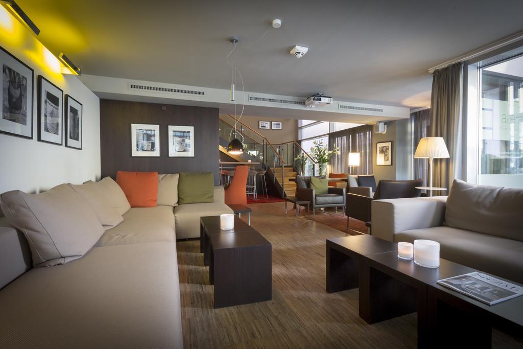 Altera Hotel Oldenburg Luaran gambar